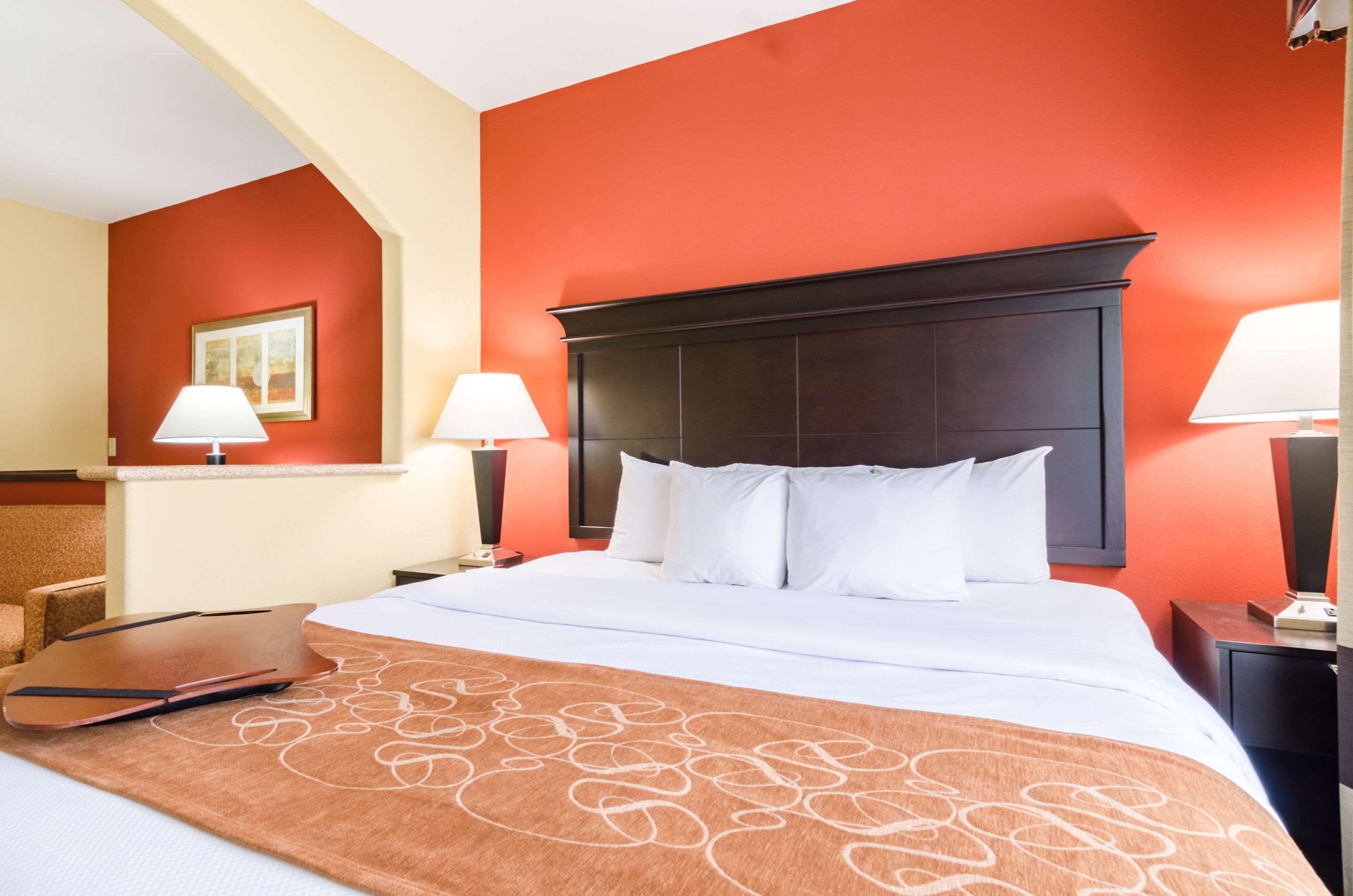 Comfort Suites Salina South Екстер'єр фото