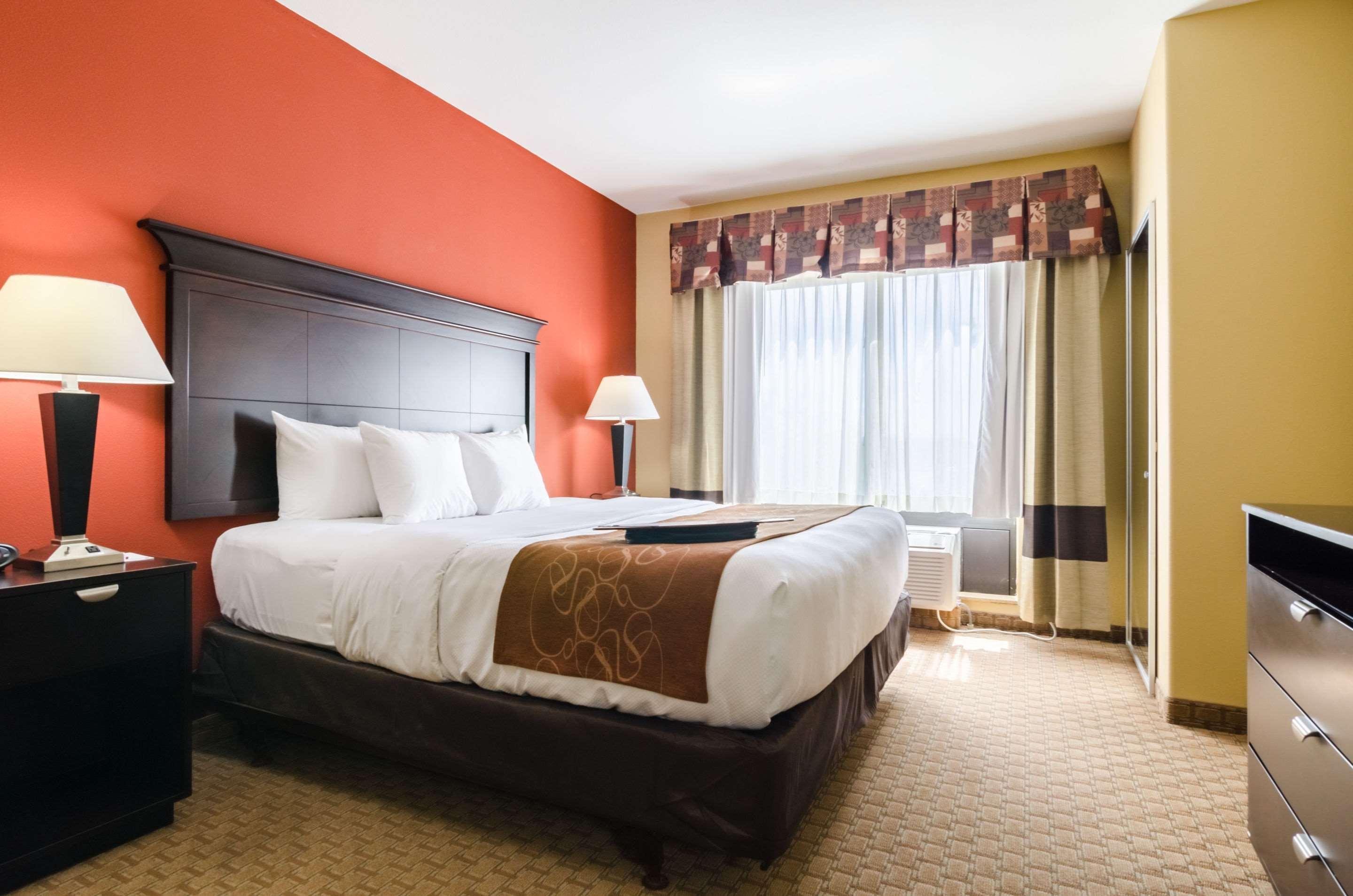 Comfort Suites Salina South Екстер'єр фото