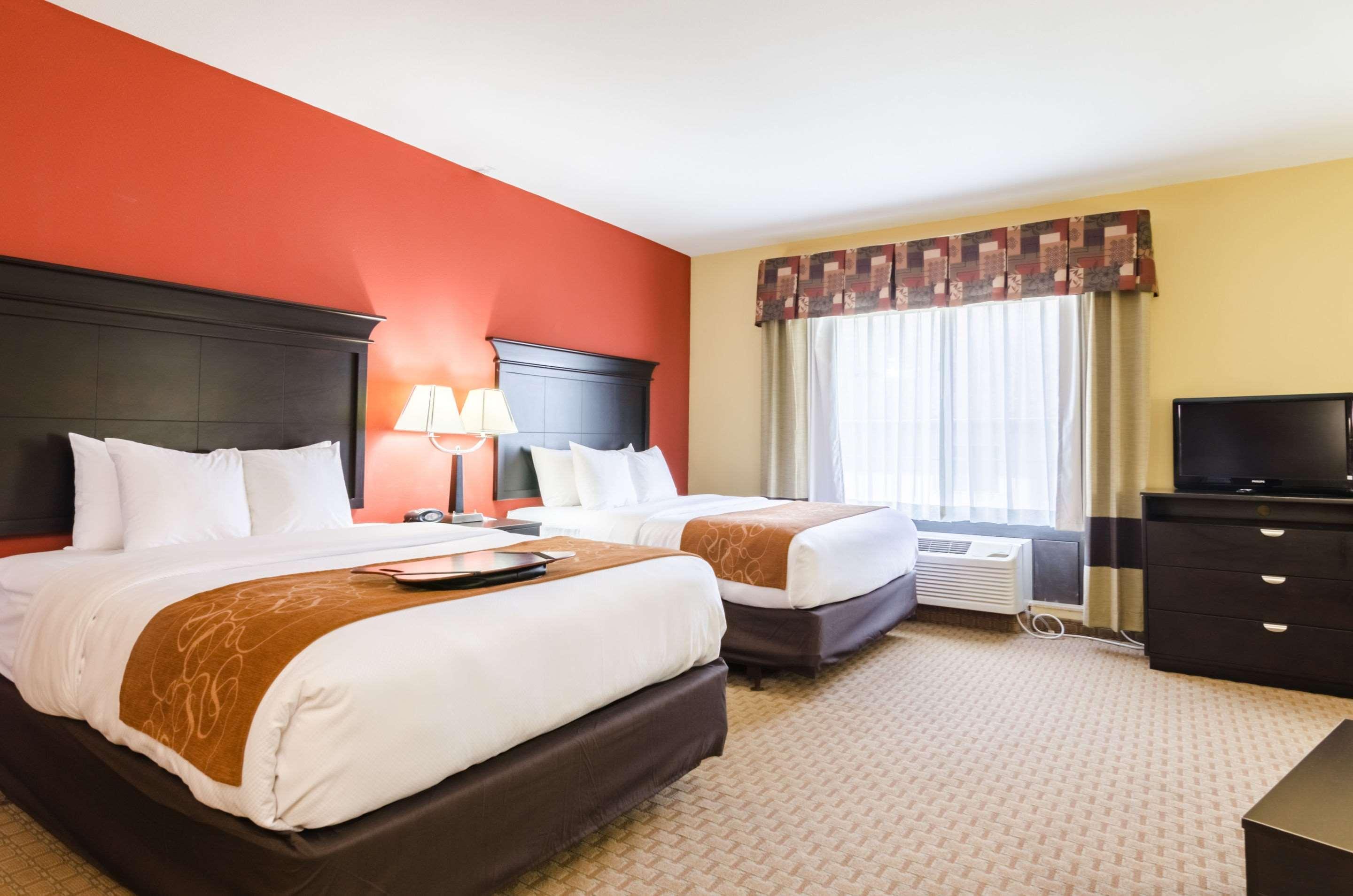 Comfort Suites Salina South Екстер'єр фото